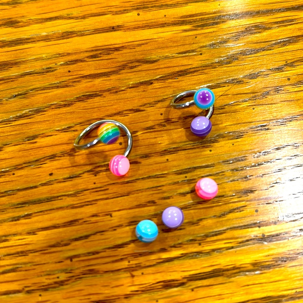 2 colorful belly rings